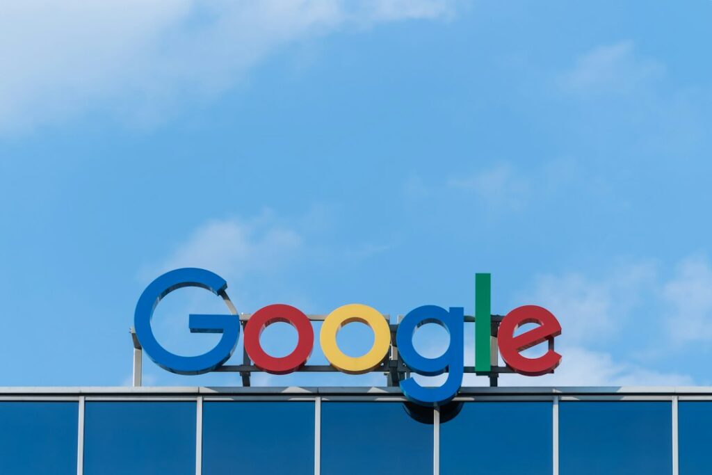 Google AI Overviews et assistants IA : deux environnements à distinguer
